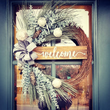 Load image into Gallery viewer, Winter Long Leaf Pine Wreath