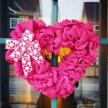 Load image into Gallery viewer, Fuchsia Valentine&#39;s Heart Wreath